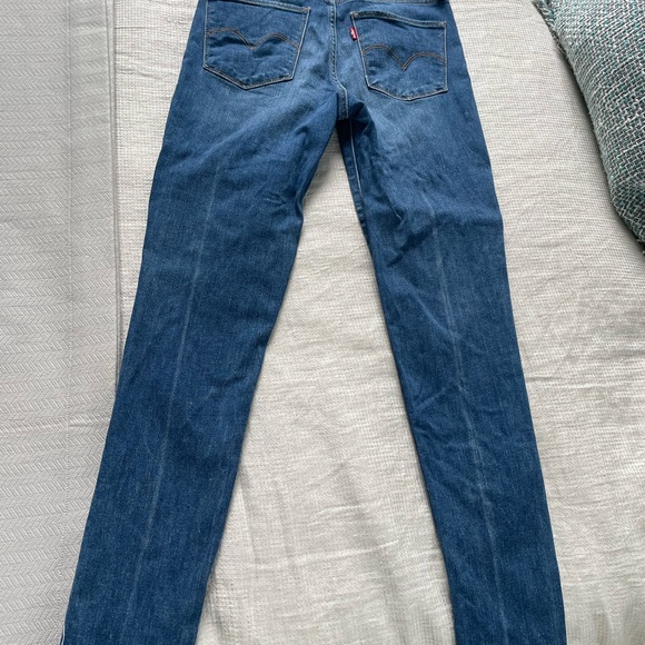 Levi’s High Rise Skinny’s 721 - Picture 2 of 5